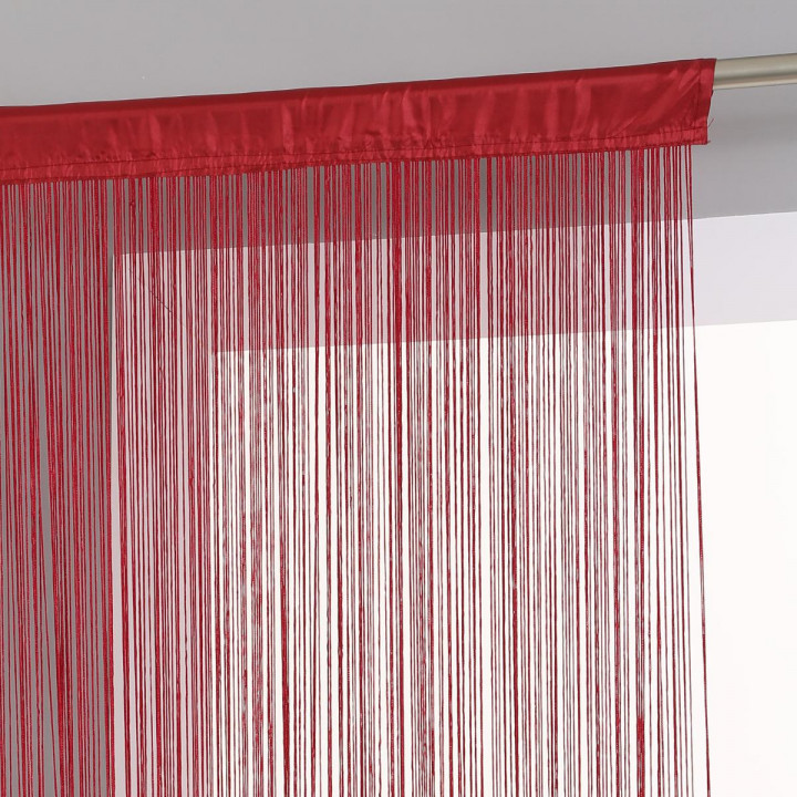 Rideau de fils rouges 120 x 240 cm