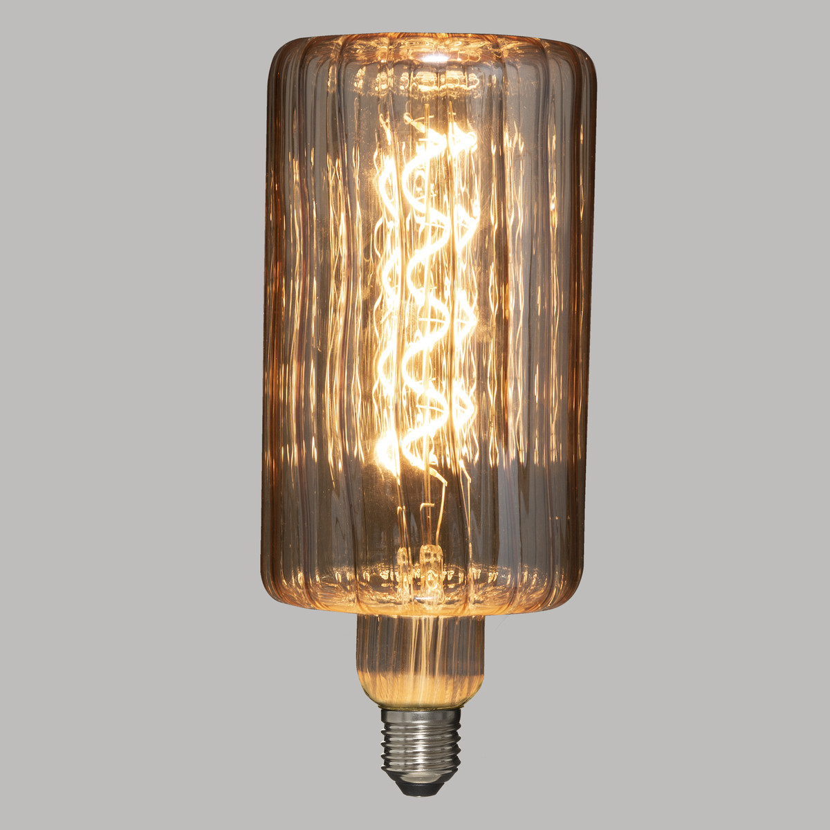 Ampoule vintage filaments torsadés LED - E27 - Décoration et arts de la  table - Fabriqué en France